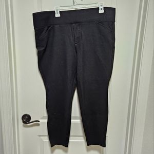 Torrid Pixie Pants - 3T